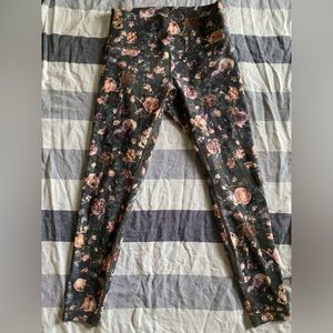 Lululemon full on luxtreme yoga leggings